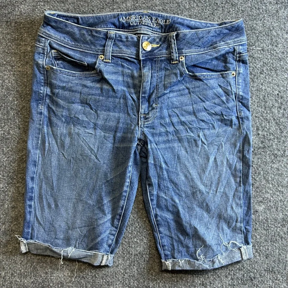 American Eagle Shorts Womens Size 12 Long Blue Super Stretch Denim Raw Hem